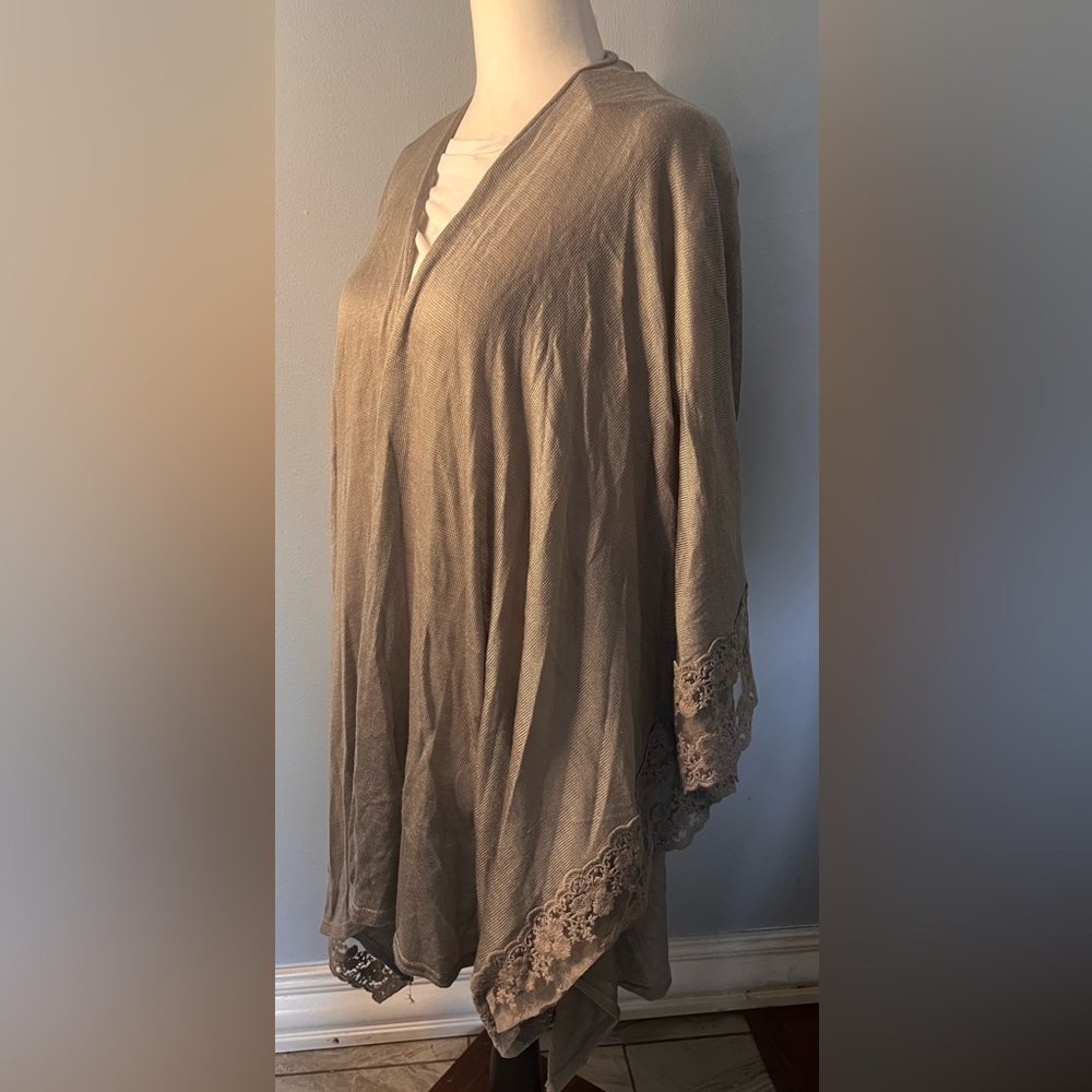 Lauren Conrad Taupe Colored Cape w/ Broad Lace Along the Inside Sleeve NWT!!